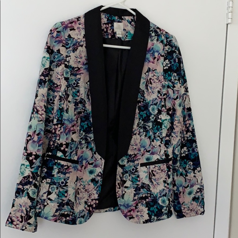 Printed blazer (bundle deal in description)